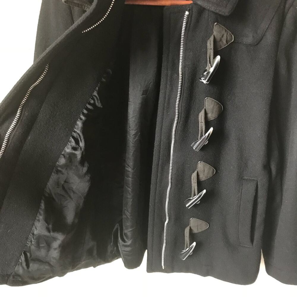GAP wool collared toggle coat - Picture 3 of 6